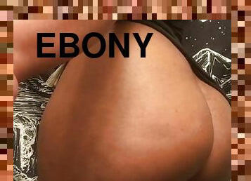 Ebony twerks fat ass