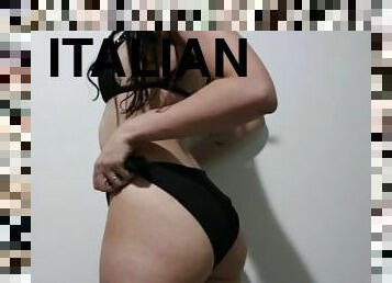 culi, tettone, ragazze-giovani, giovanissime, anellini, italiani, bikini, brunette, tettine