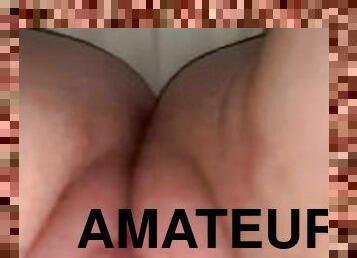 masturbación, orgasmo, coño-pussy, esposa, amateur, maduro, madurita-caliente, durmiendo, regordeta, primera-persona