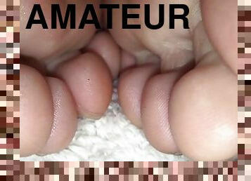 masturbation, chatte-pussy, amateur, babes, pieds, décapage, point-de-vue, jeune-18, blonde, douce