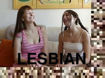 Real Lesbian Couple Scissoring To Orgasm