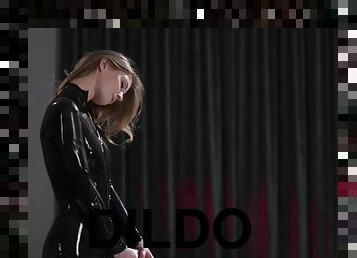 Maria pie  solo in latex straples cums. full video h.d