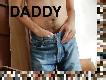 tata, ogromny, pissing, gej, spodnie, sperma, fetysz, solo, tatuś, umięśnione