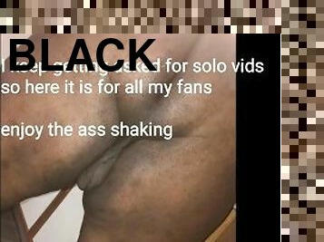 Who loves a black chubby ass?