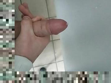 Jerking off on public toilette