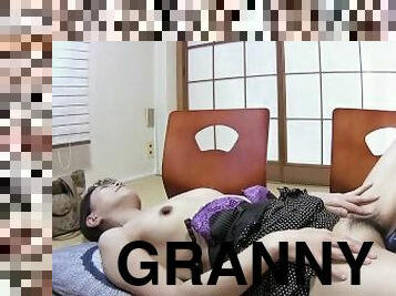 Old granny from japan get a creampie