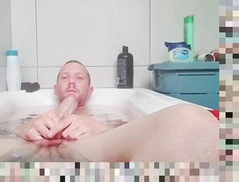 Fucking and Gaping in the Bath