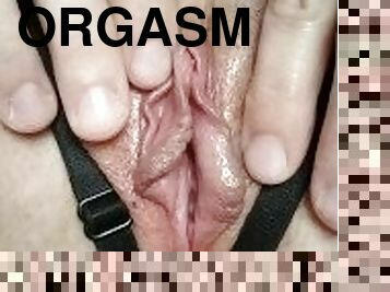 masturbation, orgasm, fitta-pussy, amatör, brudar, fingerknull, sprut, tight, vått