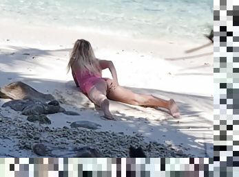 nudista, al-aire-libre, amateur, cámara, playa, voyeur, bajo-la-falda, rubia