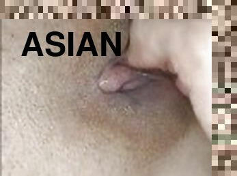 Asian Pinay wife Squirt Naihi sa sarap si wifey habang finifinger ko..