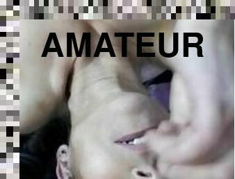 amateur, ejaculation-sur-le-corps, branlette, sur-le-visage, petite