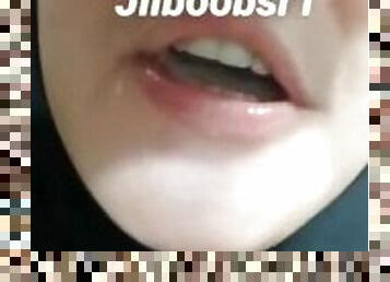 Jilbab indo blowjob