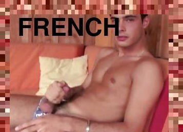 ejaculation-sur-le-corps, énorme-bite, gay, branlette, française, jeune-18, solo, musclé, minet, bite