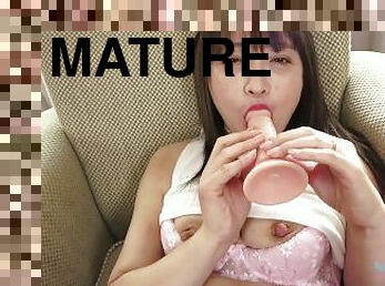 Mature Mom and cheating Japanese housewife Natsuko Lijima fucks her pussy with dildo pt3