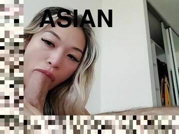 asiatisk, gigantisk, amatör, avsugning, deepthroat, slyna, sprut, blond, vit, kuk