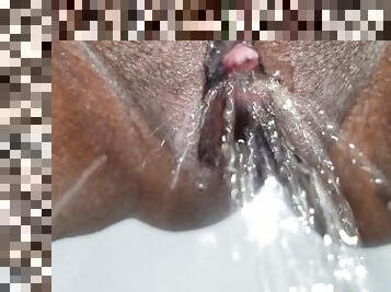 mandi, kencing, vagina-pussy, muncrat, amatir, berkulit-hitam, antar-ras, hitam, mandi-shower