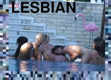 perä, isot-tissit, masturbaatio, ulkotiloissa, pillu-pussy, typykät, lesbo-lesbian, sormettaminen, blondi, nelisin