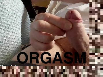 besar-huge, orgasme, amatir, cumshot-keluarnya-sperma, sudut-pandang, sperma, seorang-diri, susu, penis