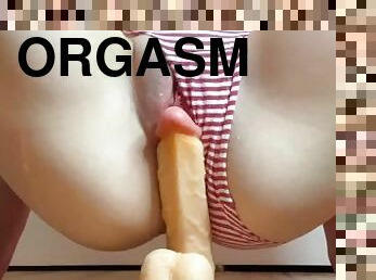 orgasm, party, pissande, fitta-pussy, kvinnligt-sprut, amatör, tonåring, leksak, trosor, tight