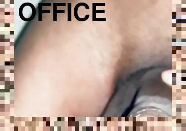 آسيوية, الاستحمام, مكتب-office, تبول, عام, هواة, ناضجة, كبيرة-في-العمر, هندي, القذرة