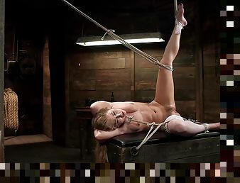 bdsm, salope, bas, blonde, serrée, fétiche, bâillonnement, bondage