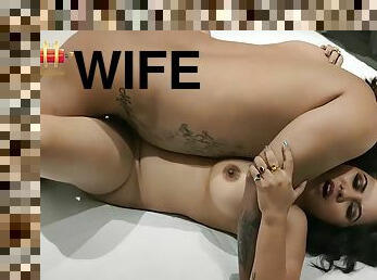 My Lonely Wife - Just A Sexbomb