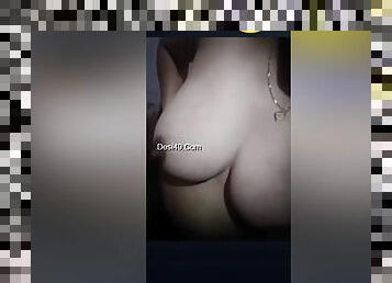 Today Exclusive- Sexy Desi Girl Showing Her Boobs On Video Call