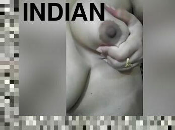 Exclusive- Sexy Indian Girl Play With Her Boobs