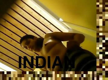 Indian Babe Dressing Spy Video