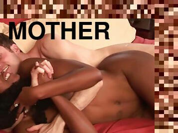 tetas-grandes, negra-ebony, interracial, madre, morena