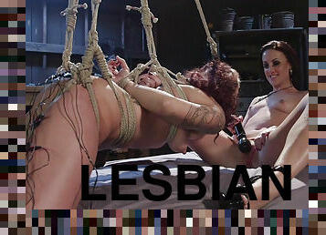 ציצי-גדול, אורגזמה, להשפריץ, אנאלי, לסבית-lesbian, סאדו-מאזו, עבד, בלונדיני, טבעי, דילדו