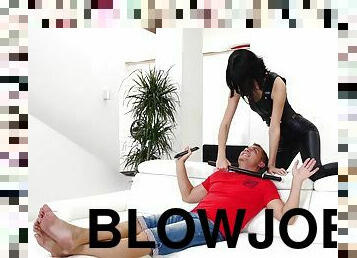 blowjob-seks-dengan-mengisap-penis, gambarvideo-porno-secara-eksplisit-dan-intens, pasangan, permainan-jari, fantasi, cowgirl-posisi-sex-wanita-di-atas-pria, berambut-cokelat, kulit