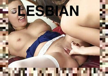 lesbian-lesbian, permainan-jari, pelacur-slut, stocking-stockings, pakaian-dalam-wanita