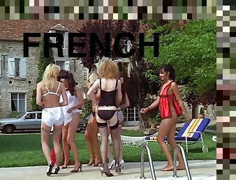 poilue, en-plein-air, fellation, hardcore, vintage, française, sexe-de-groupe, trou-de-la-gloire