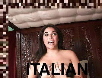 Italian Girl Gets Naked - amateur latina MILF