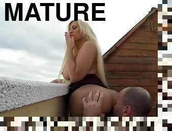 Huge Tit Blond Hair Girl Sex Video