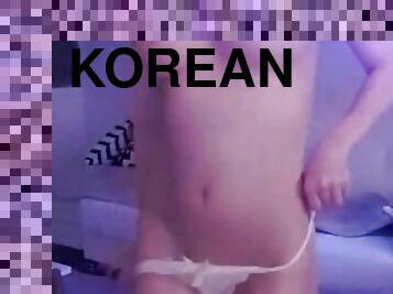 KOREAN ORAL OISI SEXUALLY ATTRACTIVE DANCE OILED - natural tits