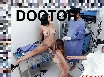 Enfermeras Sexosas Citah y La Pecosa - foursome with 2 nurses, patient and doctor