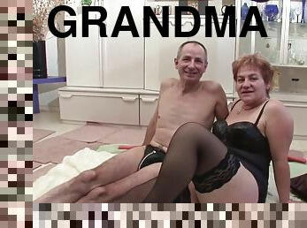 tetas-grandes, papá, abuela, amateur, abuelita, polla-enorme, hardcore, casting, regordeta, primera-vez