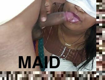 Jawan maid ladki ne deep blowjob diya morning me