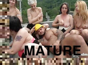 culi, tettone, orgie, maturi, mammine-mature, naturali, tettone-busty, bocce