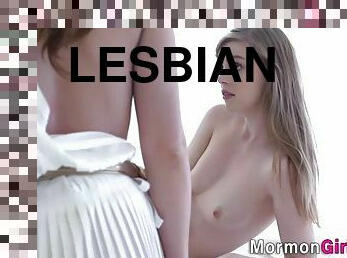 Teenage lesbian strapon