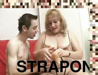 strapon, amatør, bbw