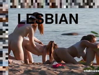 al-aire-libre, lesbiana, sexo-en-grupo, playa, con-los-dedos, morena