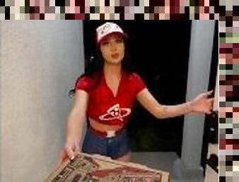Pizza delivery girl gets fucked