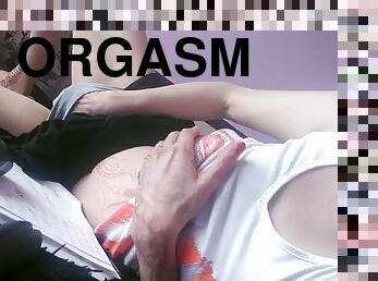 orgasm, fitta-pussy, fingerknull, under-kjolen, trosor, vått