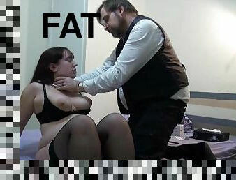 He disciplines a fat girl with cane