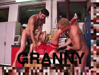 Petite granny gets her huge pussy fucked by two men