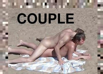 nudista, al-aire-libre, pareja, playa, besando, cachonda
