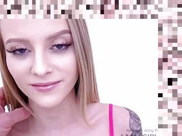 Slut Blonde tricked into cumming at photoshoot